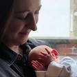 O que se sabe sobre primeiro bebê que nasceu de mulher com útero transplantado?