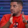 "Para mim"; Cicinho fala o que pensa sobre Abel Ferreira no Palmeiras