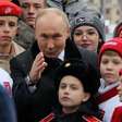 Por que Putin quer fomentar gravidez entre jovens, inclusive adolescentes