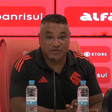 Roger Machado destaca 'tranquilidade' do Inter na virada sobre o Juventude
