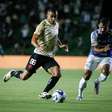 Vasco pressiona, mas é derrotado pelo Cruzeiro e segue no meio da tabela do Brasileirão
