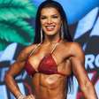Ex-morena do 'É o Tchan', enfrenta jurada que a acusou de glúteos falsos