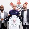 Dorival Júnior é apresentado no Corinthians e promete estabelecer equilíbrio na equipe