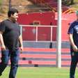 Contra o CSA, Mano ensaia manter base titular do Grêmio do último jogo