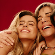 Dia das Mães: Gloria Pires esbanja estilo com Ana Morais e Anttónia