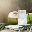11 benefícios da água de coco para a saúde