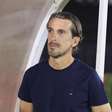 Técnico português Paulo Gomes, recordista no Botafogo-SP, busca novo desafio no Brasil