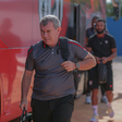 Mesmo com ausências, Cláudio Tencati busca prevenir a instabilidade do Atlético-GO durante as partidas