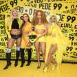 Lady Gaga reúne famosos para show em Copacabana