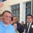 Bolsonaro recebe alta três semanas após passar por cirurgia no intestino