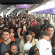 Passageiro morre prensado entre portas em estação da linha 5 do metrô em SP