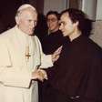 Veja fotos antigas e encontros do papa Leão XIV com João Paulo II e Bento XVI