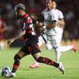 Busca do Flamengo por atacantes pode abrir espaço para saída de atletas