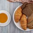 Qual é o melhor pão para comer no café da manhã?
