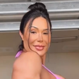 Solteira, Gracyanne Barbosa mostra corpo musculoso: 'Vem passar oleozinho'