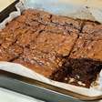 Brownie de abacate úmido: saudável, sem leite, trigo e açúcar