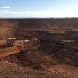 Minério de ferro sobe com trégua comercial entre EUA e China, mas cautela limita ganhos