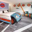 Conheça o hotel na Alemanha com quartos temáticos para fãs de carros
