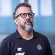 Cléber Xavier aponta evoluções no Santos e não foge do assunto rebaixamento: 'Essa é a realidade'