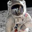 Yuri Gagarin, Neil Armstrong e Katy Perry têm algo em comum: não saíram da atmosfera terrestre