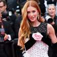 Ela chegou! Marina Ruy Barbosa brilha com vestido P&amp;B bordado no 4º dia do Festival de Cannes 2025. Veja fotos do look!