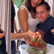 Rodrigo Faro e Vera Viel fazem surpresa emocionante para funcionária: 'Nossa família'