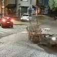 Motorista continua dirigindo após carro partir ao meio em batida no interior de SP