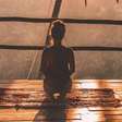 Meditação de limpeza energética: como fazer e para que serve