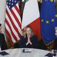 Vice-presidente americano encontra presidente da Comissão Europeia para falar de direitos aduaneiros