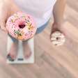 Entre a fome e o excesso: especialistas alertam para os extremos da alimentação infantil