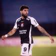 Corinthians vence o Santos e alcança a parte de cima da tabela no Brasileirão
