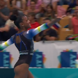 Julia Coutinho: jovem de 15 anos leva ouro na Copa do Mundo de ginástica artística