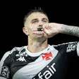 Protagonista, Vegetti alcança a marca de 50 gols com a camisa do Vasco