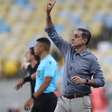 Renato Paiva exalta torcida do Botafogo após empate no Maracanã: 'Ajuda fantástica'