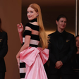 Pluma, brilho e laço: 4 looks de Marina Ruy Barbosa em Cannes