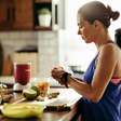 Faz mal pular o café da manhã? Nutricionista responde