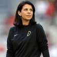 Ex-médica do Corinthians defende igualdade no futebol e enaltece legado