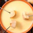 Fondue vegana: a melhor receita para o friozinho, dessa vez sem queijo!