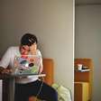 Estudo diz que quem usa IA no trabalho é visto como preguiçoso