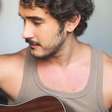 Filipe Bragança revela relação íntima com a música: 'Cresci em uma casa musical'