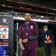 Ex-jogador de Flu e Santos brilha como treinador do time feminino do PSG