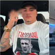 Deu ruim! MC posta foto no avião e é preso ao desembarcar; saiba o motivo