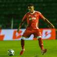 Victor Gabriel se machuca novamente e volta a causar apreensão no Inter