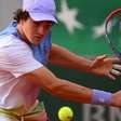 João Fonseca supera top 30 e vai à 2ª rodada de Roland Garros