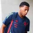 Plata é desconvocado pelo Equador e retornará ao Flamengo