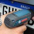 Projeto quer acabar com placa vinculada ao carro e adotar modelo parecido com o dos EUA