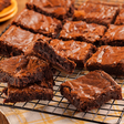 Receita de brownie cremoso que fica pronta em cerca de 30 minutos