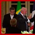 'O Brasil está de volta', afirma Macron em jantar com Lula e Janja
