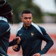 Mbappé crava Dembélé como favorito à Bola de Ouro