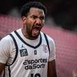 Victão avalia temporada no Corinthians e se emociona com a torcida após eliminação no NBB